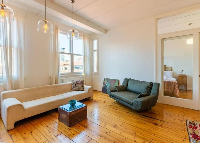 Apartment Eclectic Near Galata Tower In Beyoglu Istanbul