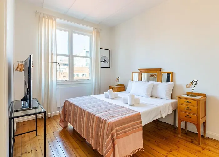 Eclectic Near Galata Tower In Beyoglu Apartment *