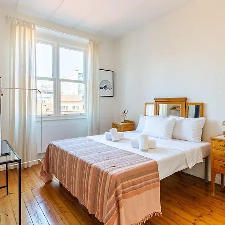 Eclectic Near Galata Tower In Beyoglu Apartamento *