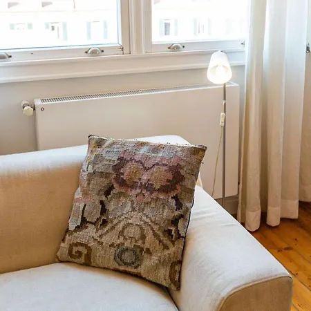 Eclectic Near Galata Tower In Beyoglu Istambul